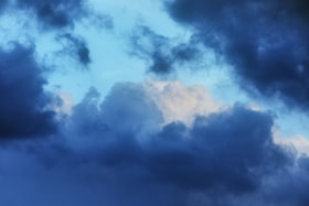 雨上がりの青空